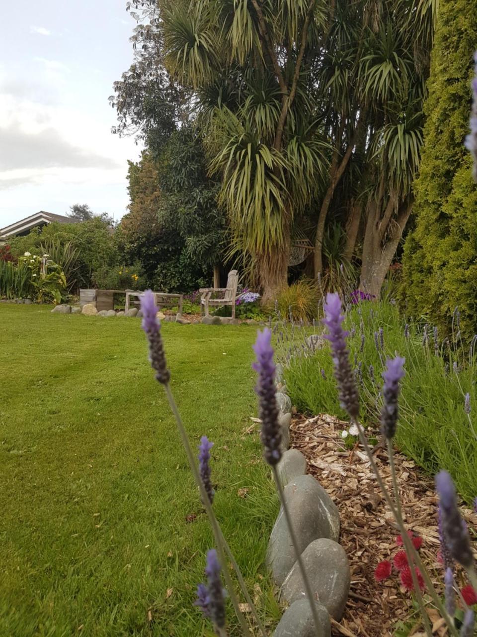 Lancewood Lodge Bulls Exterior photo