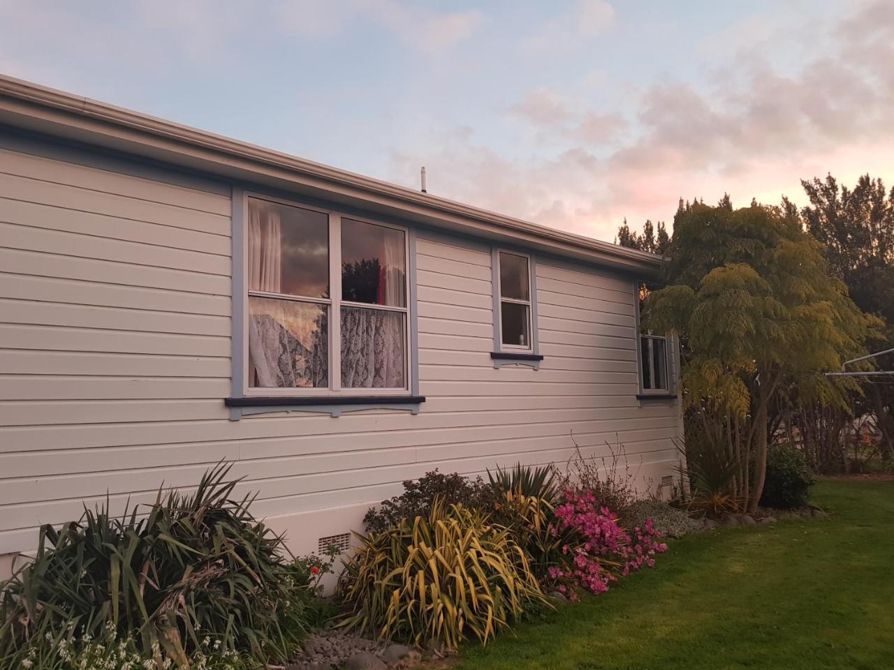 Lancewood Lodge Bulls Exterior photo